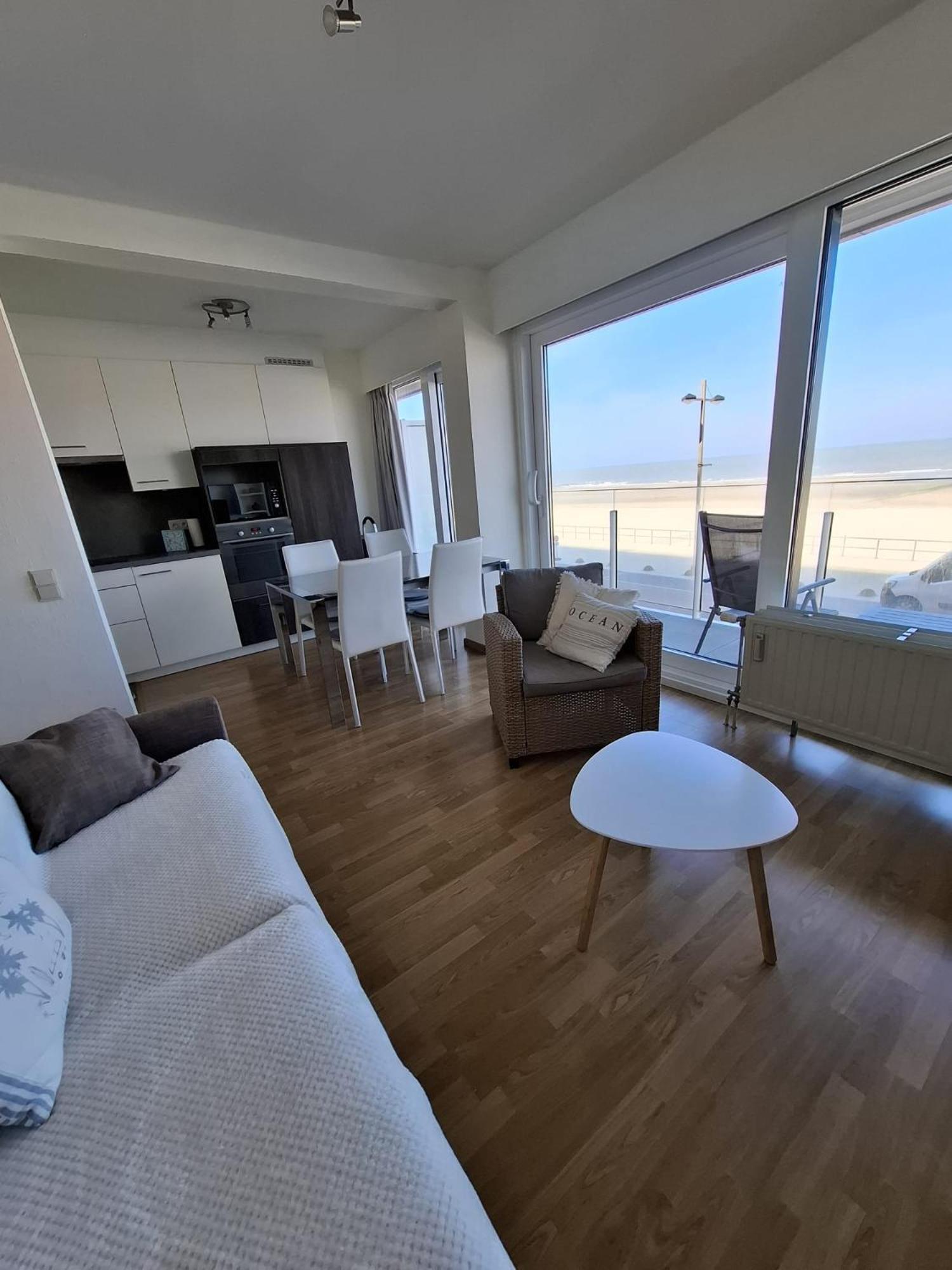 North Sea View Studio With Parking Middelkerke Exterior foto